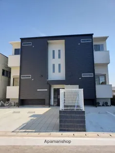 テューダー光の森の画像