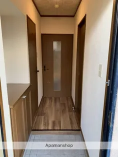 サンクレイン【1階】の玄関