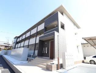 ファーブラウ【2階】の外観