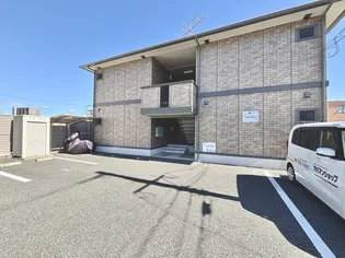 メゾン南本荘【1階】の外観