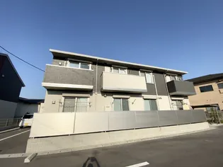 FULL BLISS INTO BLISS INTO BLIS【1階】の外観