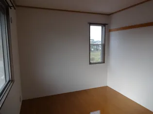 プレジール松岡 A棟【2階】の内装