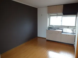 プレジール松岡 A棟【2階】の居間