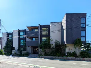 シャーメゾンARISTIO【3階】の外観