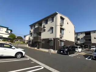 ハピネスヒルズ長嶺 B棟【2階】の外観