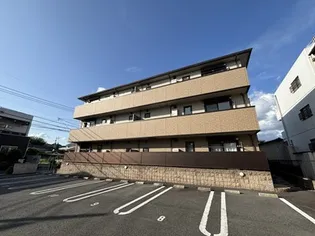 ルミエールM【1階】の外観
