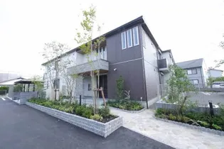 エヌ・ステータス国府【1階】の外観