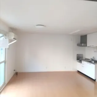 リヴェールコート【1階】の居間