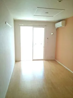 ダダ クラシック【1階】の居間