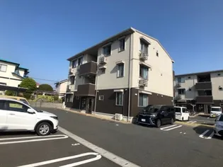 ハピネスヒルズ長嶺 B棟【2階】の外観