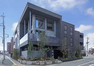 熊本県熊本市中央区九品寺5丁目【マンション】の外観