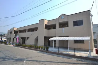 アザレア【1階】の外観