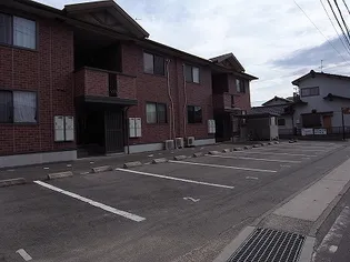 グリュック春【1階】の外観