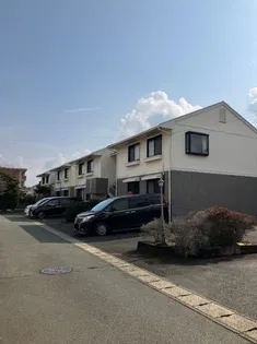 アンプルール E棟の画像