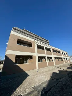 PLUMA BRANCA【2階】の外観