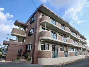 インペリアル山本【1階】の外観