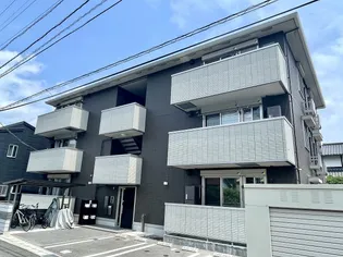 ル カリーナの画像