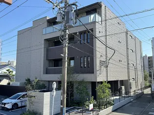 シャーメゾン リバーサイド【2階】の外観