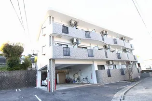 ウェルス三ヶ田【2階】の外観