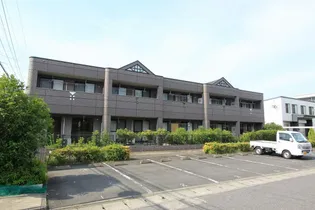 シャン カルフールの画像