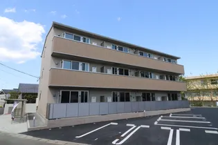 新春日ASSORT【1階】の外観