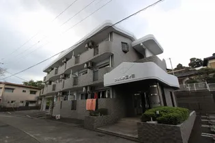 ウェルス三ヶ田【1階】の外観