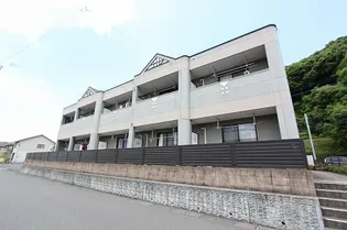 クレア フィオーレの画像