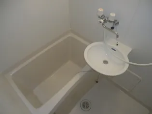 レオパレスピュアⅡ【112号室】の風呂