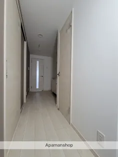 プレジデンス天満町【1階】の玄関