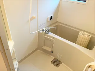 コンフォール鶴見III B【1階】の風呂