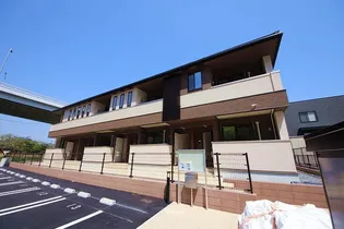 アヴェニューⅡ【1階】の外観