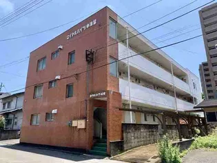 ロイヤルハイツ中津留【2階】の外観