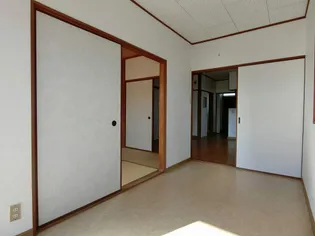 ロイヤルハイツ【205号室】の内装