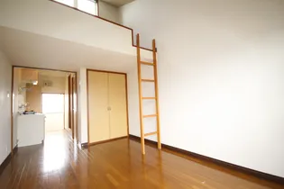 あいらんど花繰 B棟【206号室】の内装