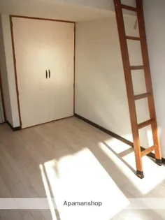 COZONE【210号室】の居間