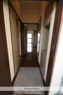 オーシャン21【201号室】の玄関