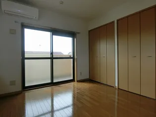 パークサイドひえだ【2階】の内装