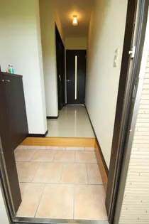 アッシュヒルズⅡ【102号室】の玄関