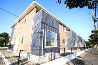 プリムローズ・ガーデン【2階】の外観