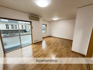 第1年見マンション【1階】の居間