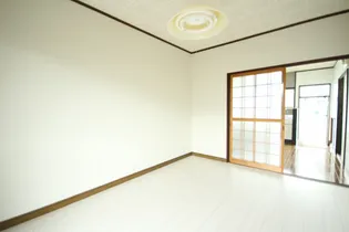 ガーデンR8(旧コーポトミー)【1階】の内装