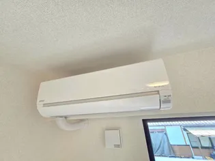 アゼリアガーデン【2階】の内装