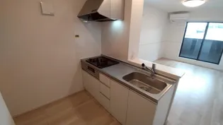 アゼリアガーデン【2階】の内装