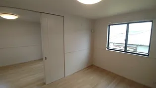 アゼリアガーデン【2階】の内装