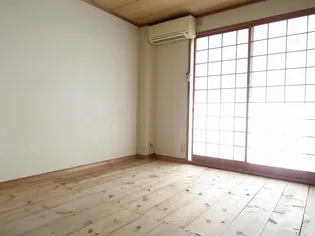 サンローゼ堤【2階】の居間