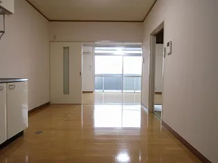 サザンポート京町【3階】の居間