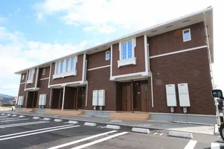 アンジュール【2階】の外観