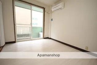 エクセレントハイツ【1階】の居間