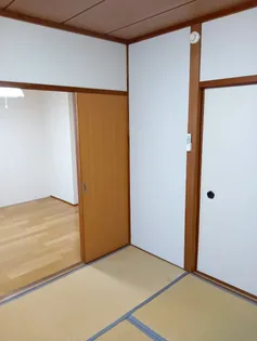 天神ハイツ【13号室】の内装