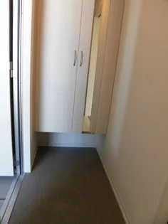 プラウド年見【2階】の玄関